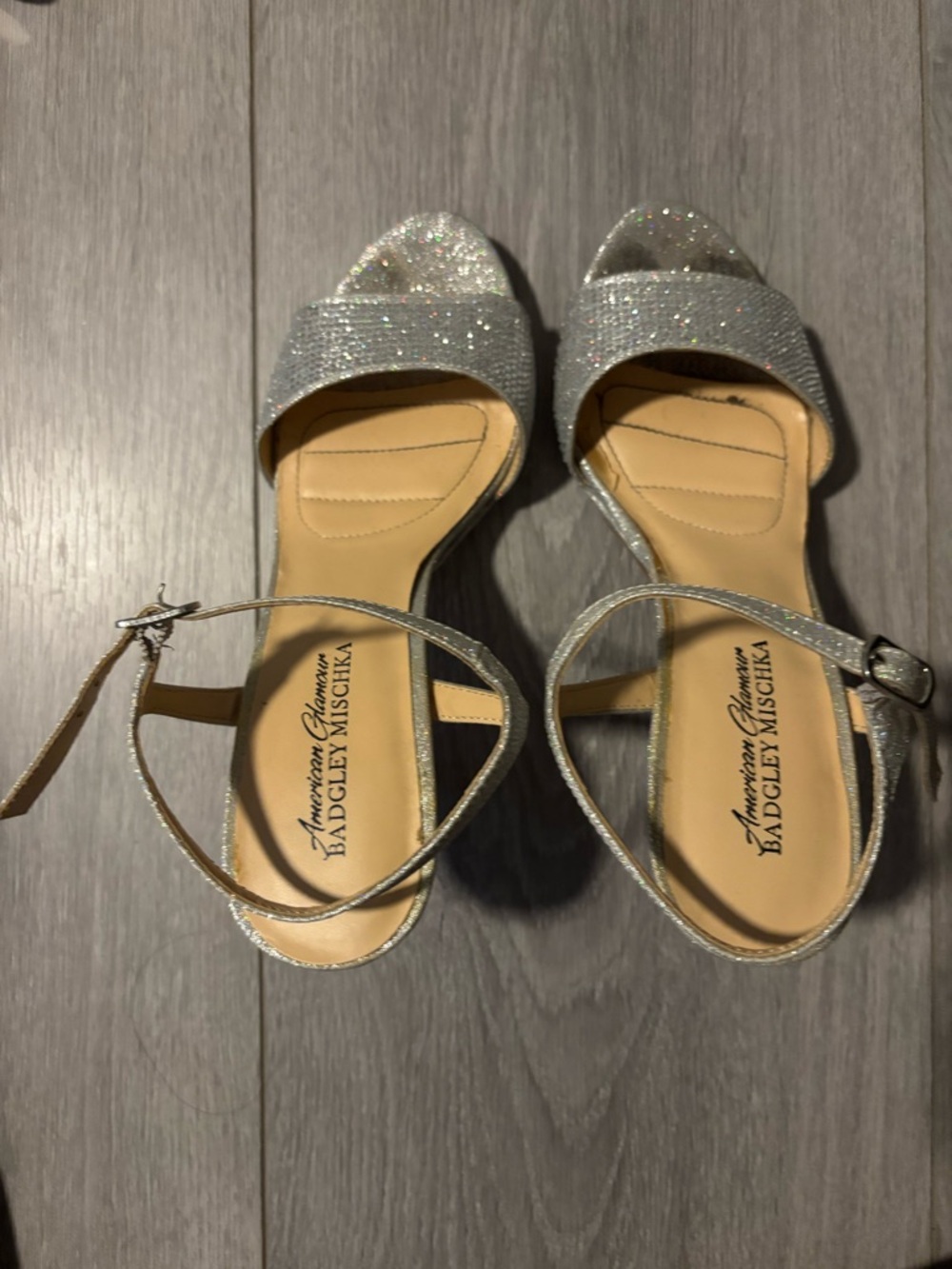 Badgley Mischka Silver Glitter Open-Toe Ankle-Strap Sandals
